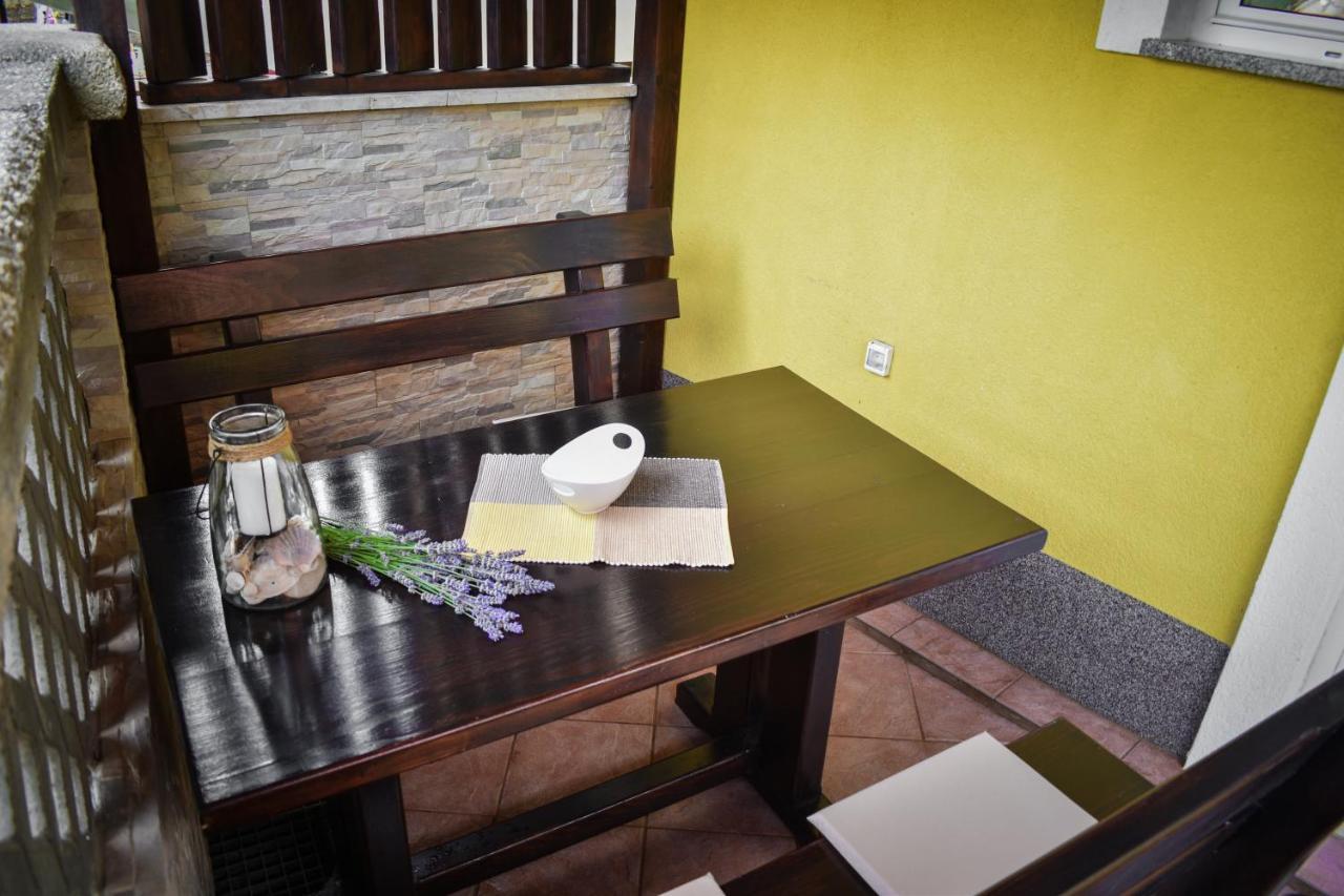 Apartmani Grguric Kornić Exterior foto